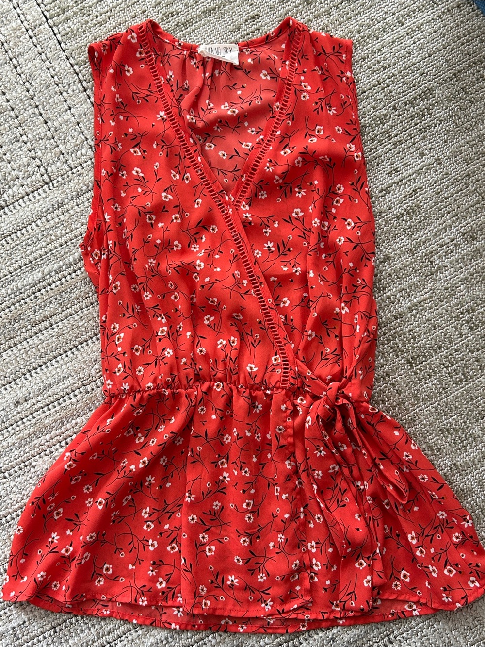 Sienna Sky Red Floral Faux Wrap Sleeveless Blouse, Small NWOT